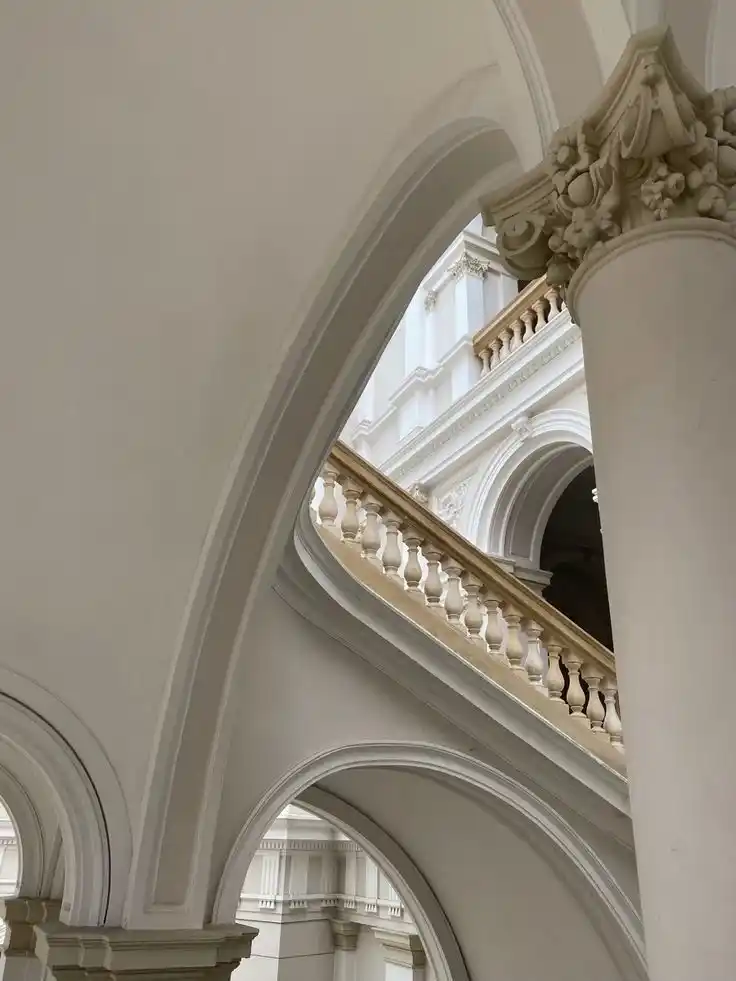 Arquitetura clássica sob a luz
